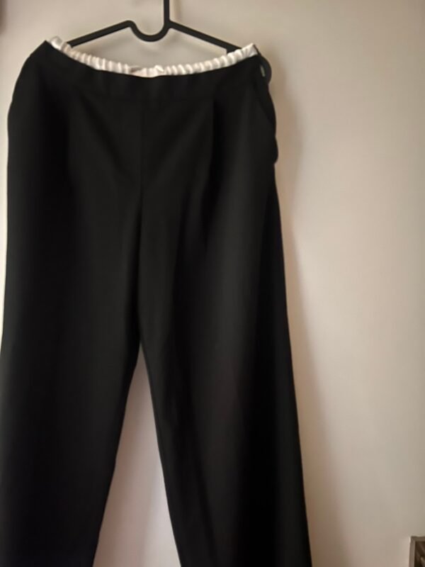 ZARA Black Pants – Stylish & Versatile