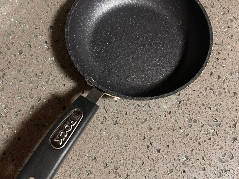 Compact Frying Pan for Solo Living/手のひらフライパン