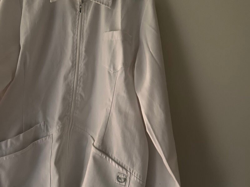 Casual White Dress Shirt (Uniformatique) / 白カッターシャツ(Uniformatique)