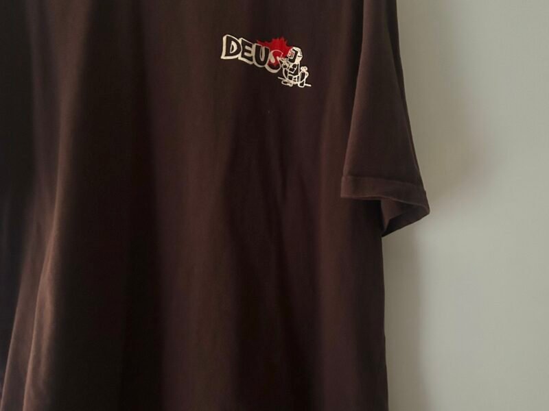 DEUS プリントTシャツ/ DEUS Print T-shirt