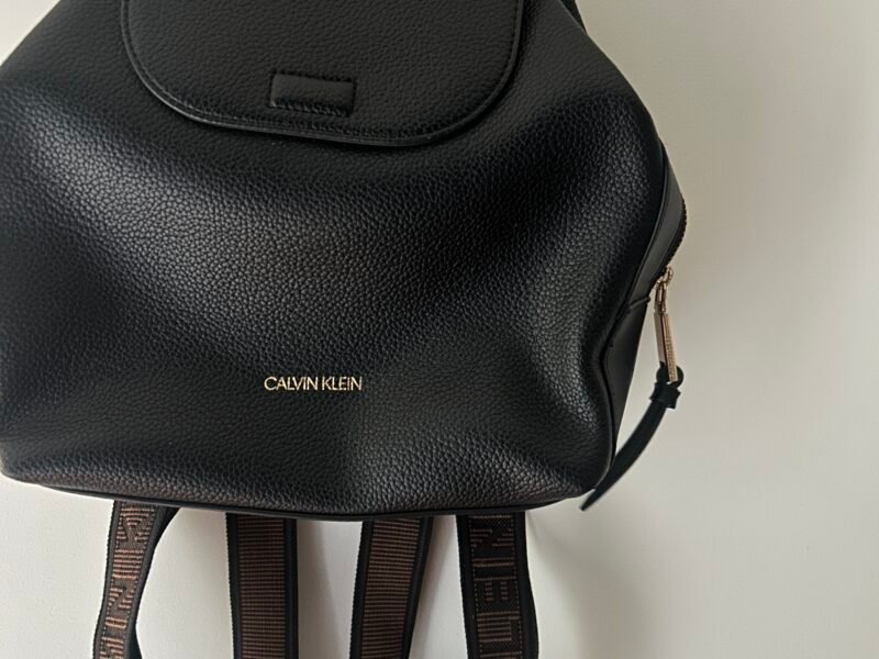 Calvin Klein バッグ/Calvin Klein Black Bag.